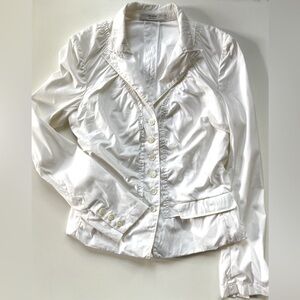 Vintage Prada fitted white cotton blazer. Gathered bodice, bubble hem. Sz 44